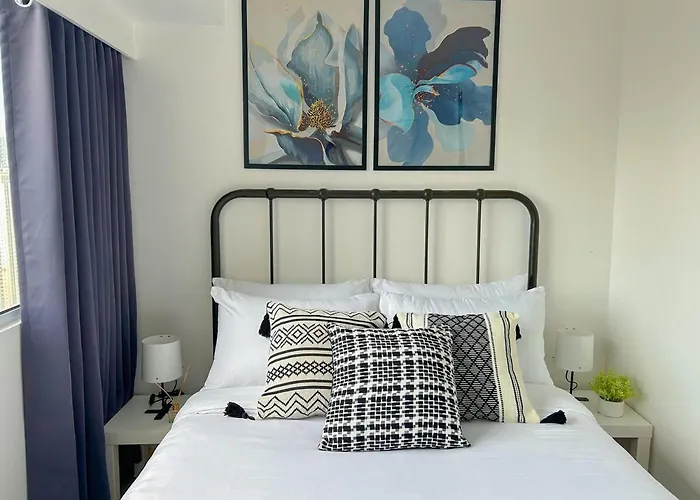 Apartment 2bedroom Loft Within Bgc
