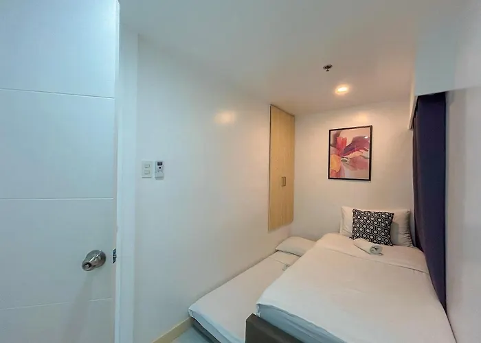 2bedroom Loft Within Bgc Apartment *
