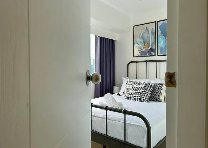Apartment 2bedroom Loft Within Bgc Manila