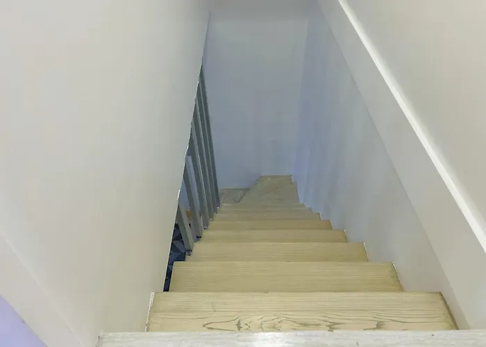 2bedroom Loft Within Bgc Apartment *